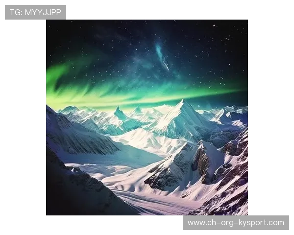 _极光滑雪大赛：在彩色光辉中驰骋_，滑雪看极光