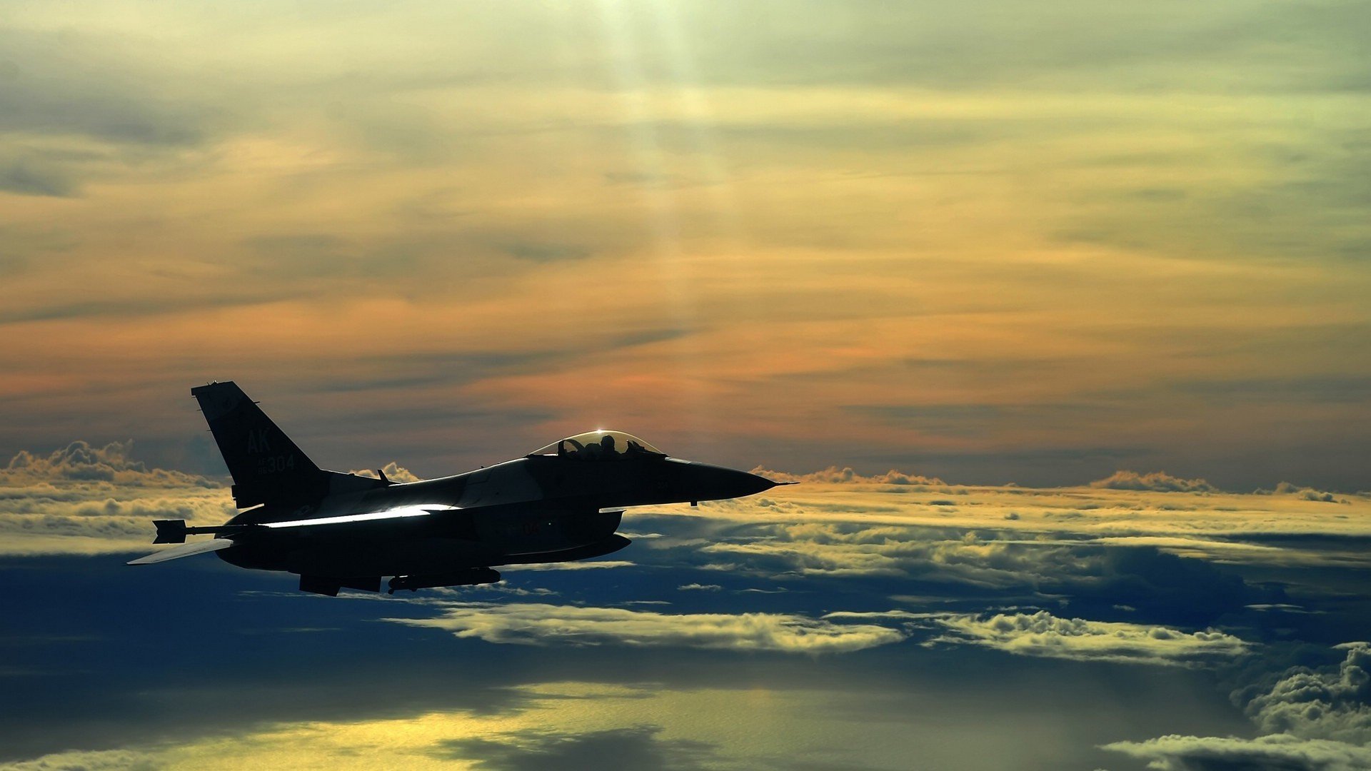 新闻中心通报全国运动员奖励机制调整方案，中国运动员奖金怎么算